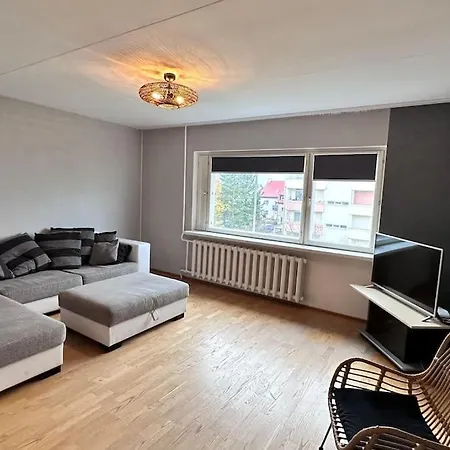 Appartement Only 5 Min. From Tallinn Airport Peetri